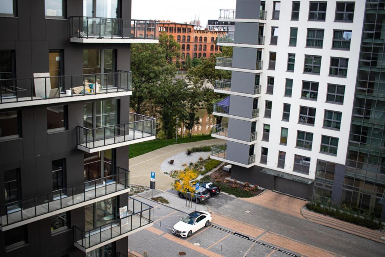 Urban Space Apartament 80 - Free Parking فروتسواف المظهر الخارجي الصورة